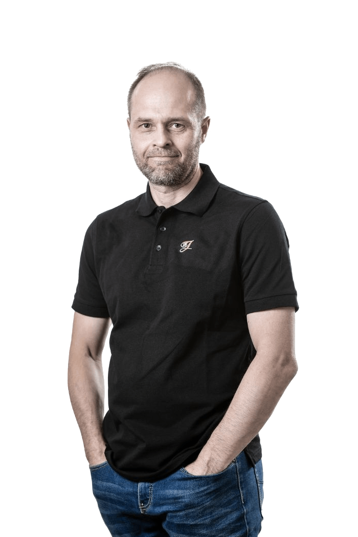 Lasse Wahlgren är snickare & plattsättare för HJ Bygg & Entreprenad