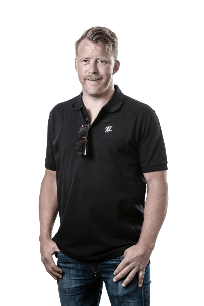 Linus Svensson, snickare & plattsättare på HJ Bygg & Entreprenad